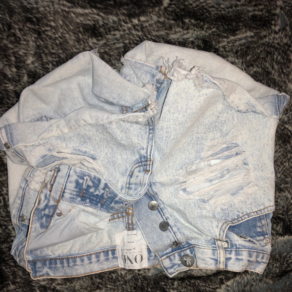One teaspoon acid washed shorts size small (25)